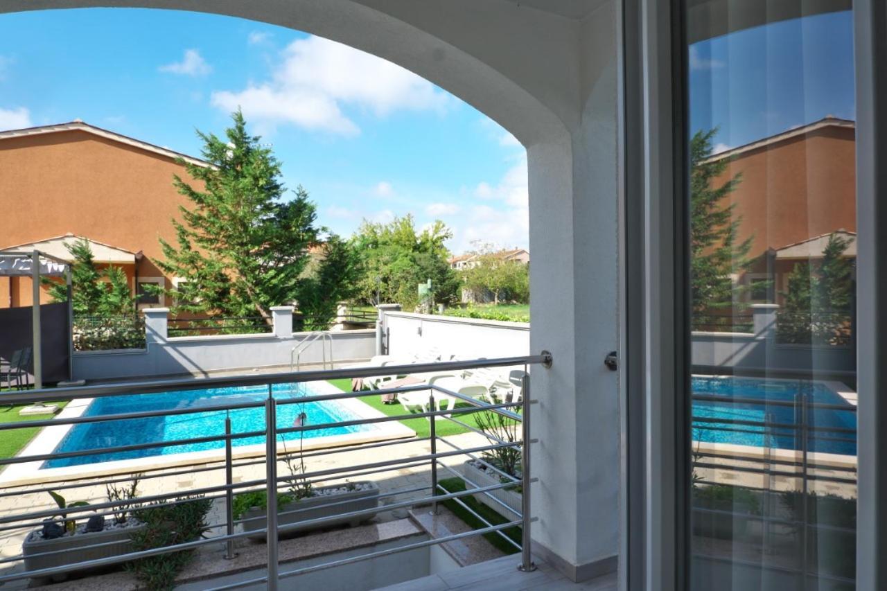 Villa Miskovic Баньоле Екстер'єр фото